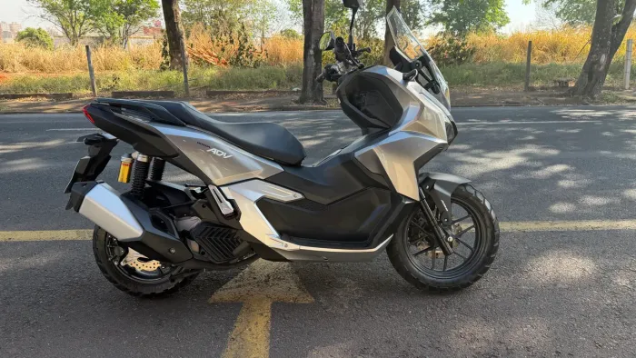 Honda ADV 160 c/ 1.200km 2026