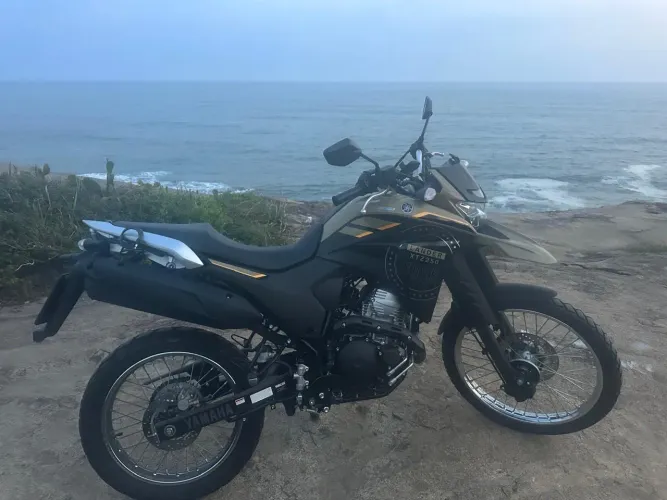 Vendo Yamaha lander