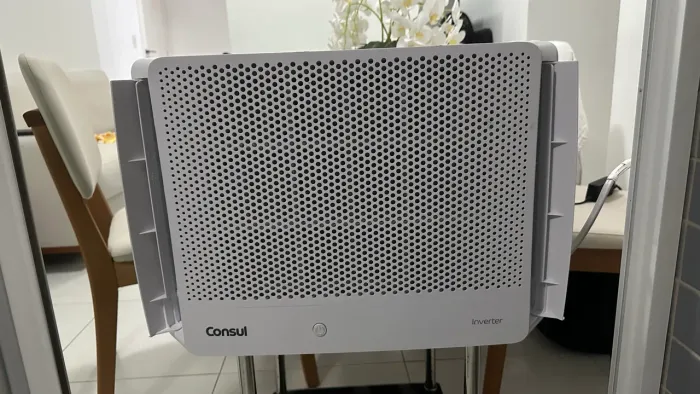 Ar-condicionado Consul Janela 7.000BTUs INVERTER- Digital, Bivolt, Classe A, Controle