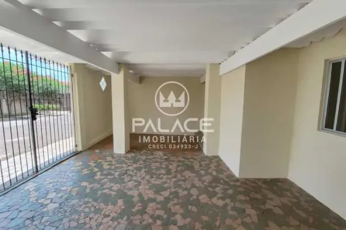 Casa de rua : / Residencial / Jardim Parque Jupiá