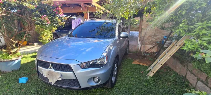Mitsubishi Outlander 2.0 16V 160cv Aut. 2012