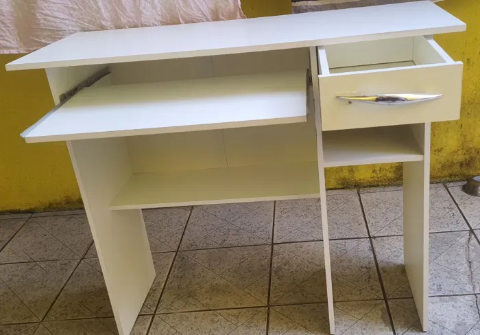 Mesinha para computador