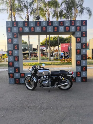 Vendo continental GT 650 prata 20.000km