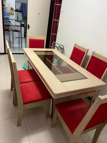 Mesa 6 cadeiras