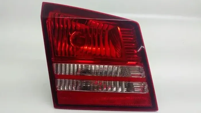 Lanterna Tampa Traseira Esquerda Dodge Journey 2009 Mf-4a2