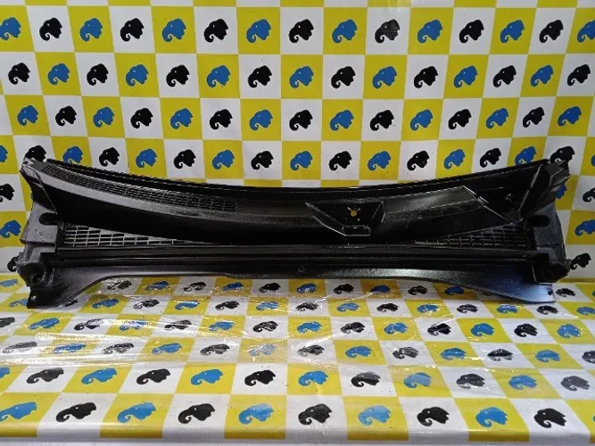Grade Churrasqueira Calha Chuva Fiat Toro 2018-20