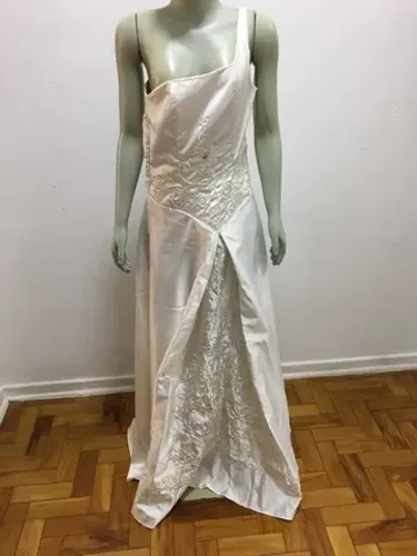 Vestido De Noiva Tamanho P Off White Pedraria Bom Estado