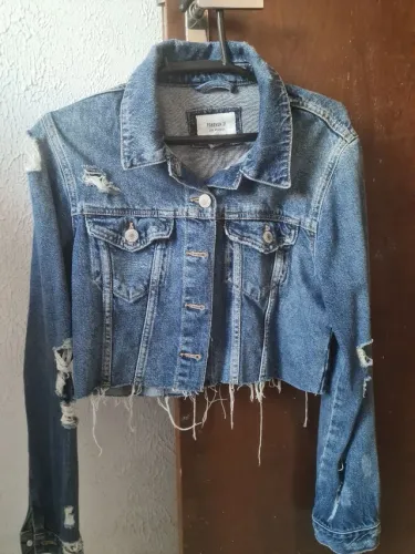 Jaqueta jeans cropped