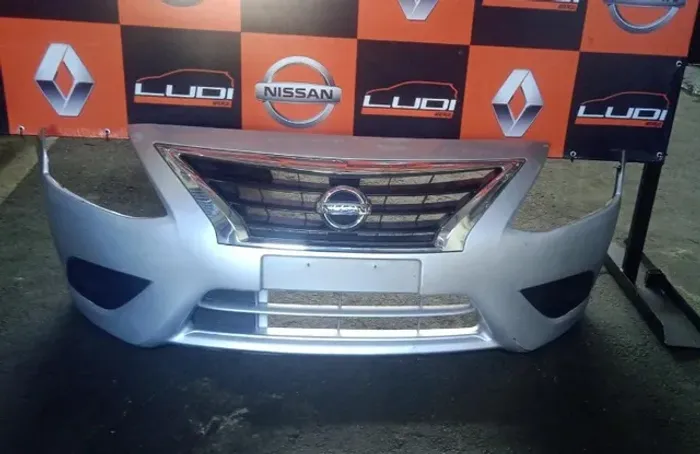 parachoque nissan versa 2015 a 2020