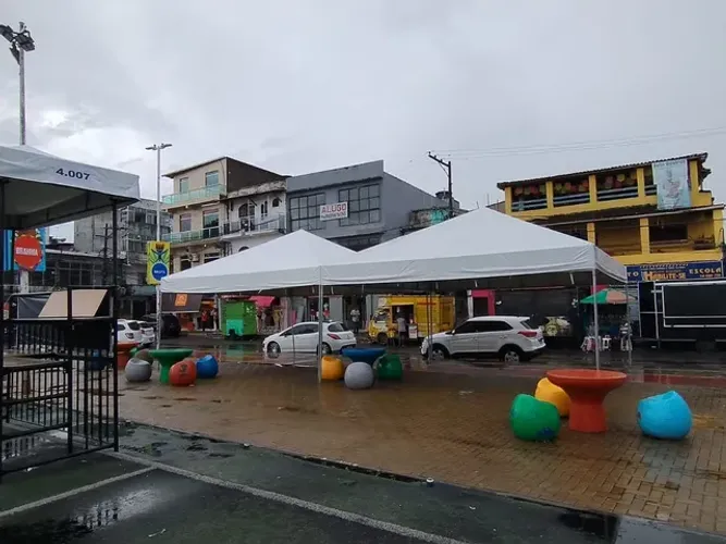 Toldo piramidal 6x6, novo