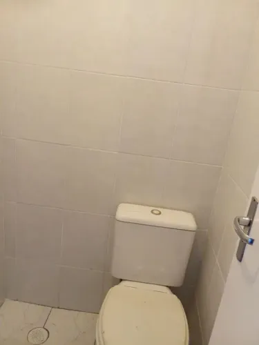 Sou pedreiro e estou disponível