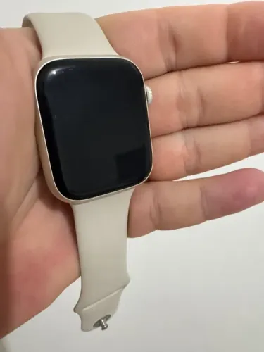 Apple Watch S8 45mm sem marcas de uso GPS+CEL starlight 96%, sem marcas de uso.