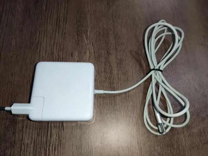 Fonte Mackbook MegaSafe 1 85w + Cabo Extensor.