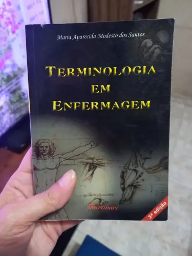 Três livros de Enfermagem
