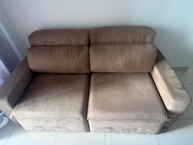 Sofá retrátil