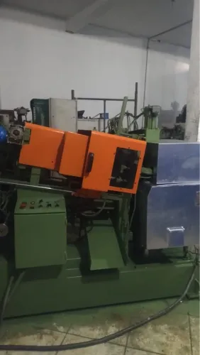 Máquina Injetora de zamak Copep DZA 8ton