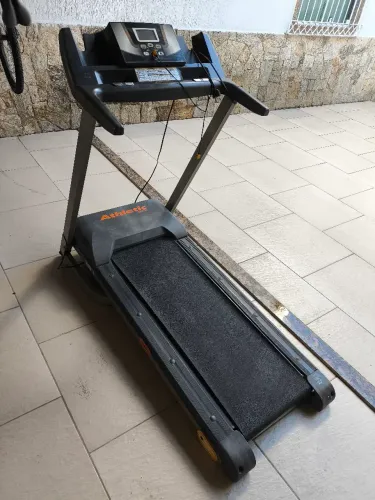 ESTEIRA ELÉTRICA ATHLETIC ADVANCED 420EE