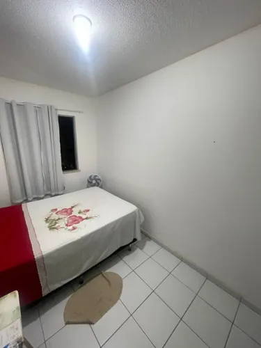 Vendo Cama box com colchão 