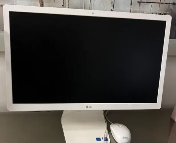 lg 22v240