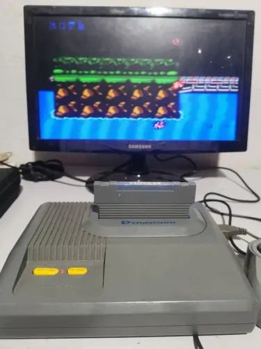 Console Dynavision - Cartucho 64 games + controle original 