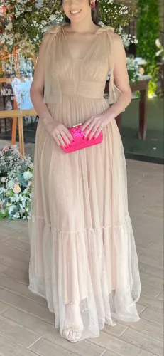 Vestido de festa dourado