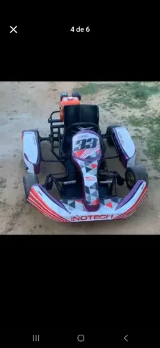 VENDO/TROCO UM KART COMPLETO, O MOTOR ESTÁ FORA DO LUGAR SÓ PARA LIMPAR E POR DE VOLTA.