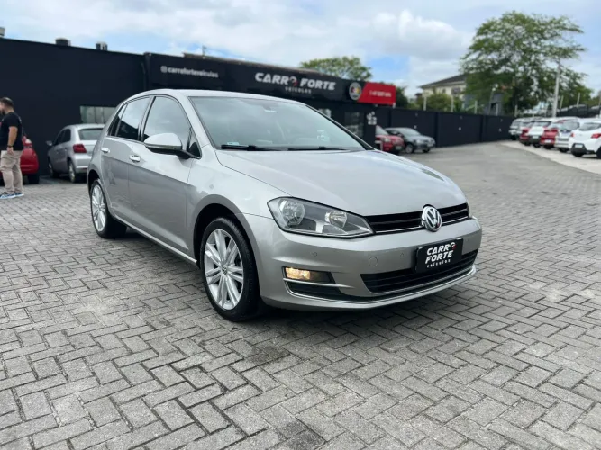 Volkswagen Golf Highline 1.4 TSI 140cv Aut. 2015