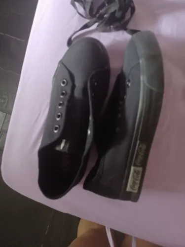 Tenis preto coca cola nunca usado