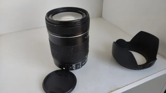 Lente Canon EF-S 18 - 135mm IS