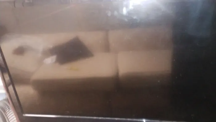 TV Usada - Imagem Refletida
