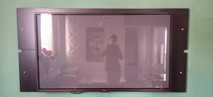 TV LG Plasma - Usada - Quebrada