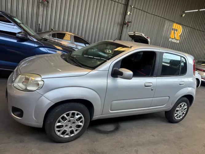 Fiat Uno Vivace Celeb. 1.0 EVO F.flex 8V 5P 2014