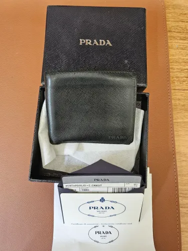 Carteira Masculina Prada