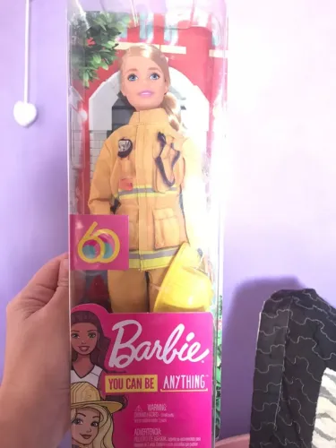 Barbie Bombeira nova - Edição 60 anos ?You Can Be Anything?