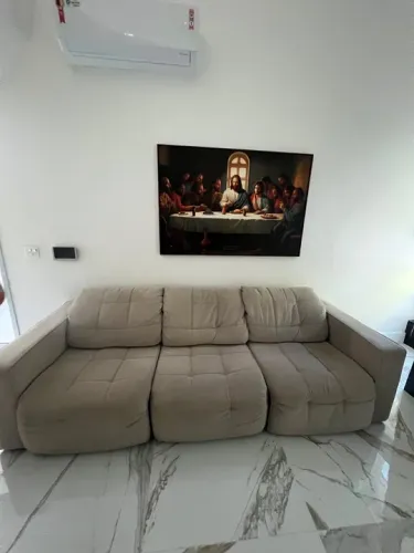 Sofá retrátil 4 lugares usado