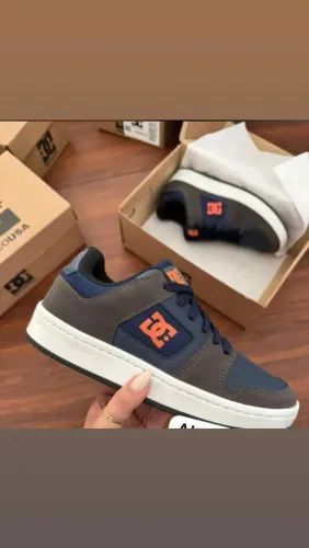 Tênis DC Shoes Azul e Marrom