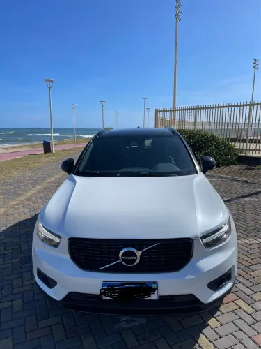 Volvo XC40 T-5 R-design 2.0 252cv AWD 2019
