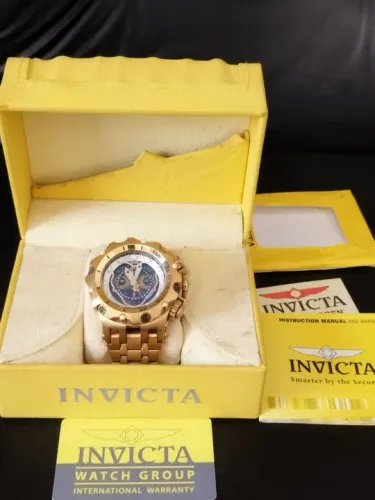 Relógio Invicta dourado masculino