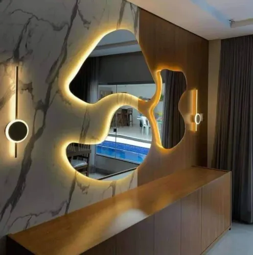 Espelho Decorativo Moderno com Iluminação LED
