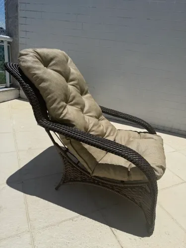 04 Poltronas de Descanso Com Puff Confortável Varanda Área Jardim 