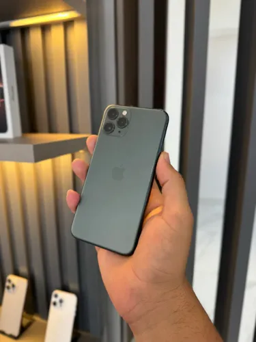 iPhone 11 pro 64 gigas usado