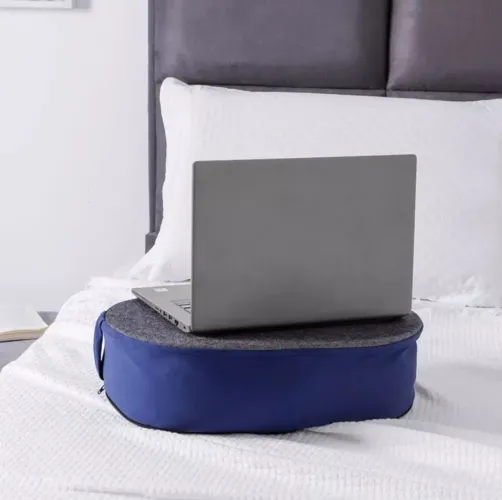 Almofada Notebook no colo Azul - Ziman by FOM