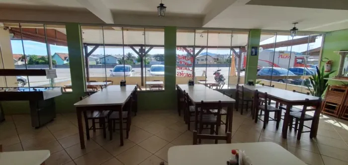 Vende-se Ponto de lanchonete e Restaurante