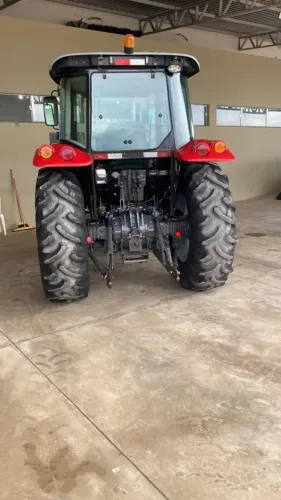 TRATOR AGRÍCOLA MF4283-4X4- 2010- CABINADO COM AR CONDICIONADO