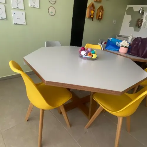 Mesa colmeia de abelha 