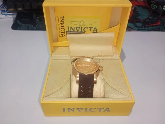 Relógio Invicta Yakuza Automático.