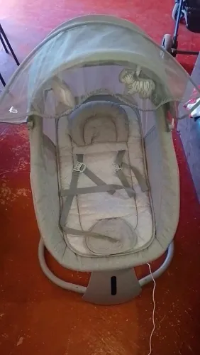 Vendo cadeirinha de balanço