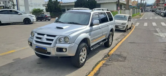 Mitsubishi Pajero Sport HPE 2.5 4X4 Diesel Aut. 2010