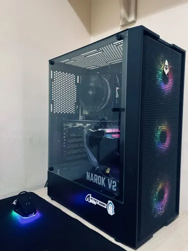 Vendo pc gamer ryzen 5 5500 com rx 580