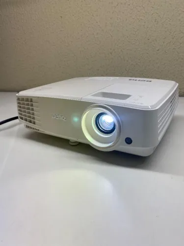 Projetor Benq 3200 LUMEN HDMI